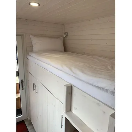 Botel Isa-bella Comfortable