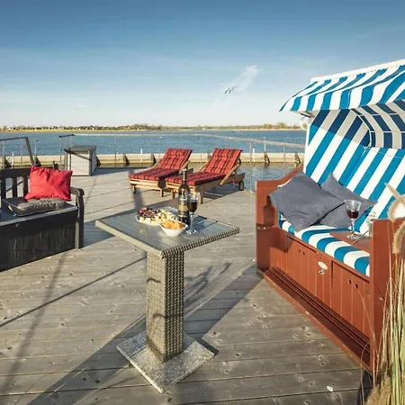 Botel Isa-bella Comfortable *