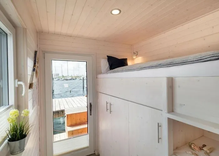 Bateau-hôtel Isa-bella Comfortable